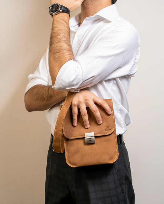Kattled Messenger Bag - Coffee Brown