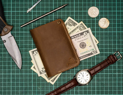 Slim Atlantic Vertical Leather Wallet - Natural Brown