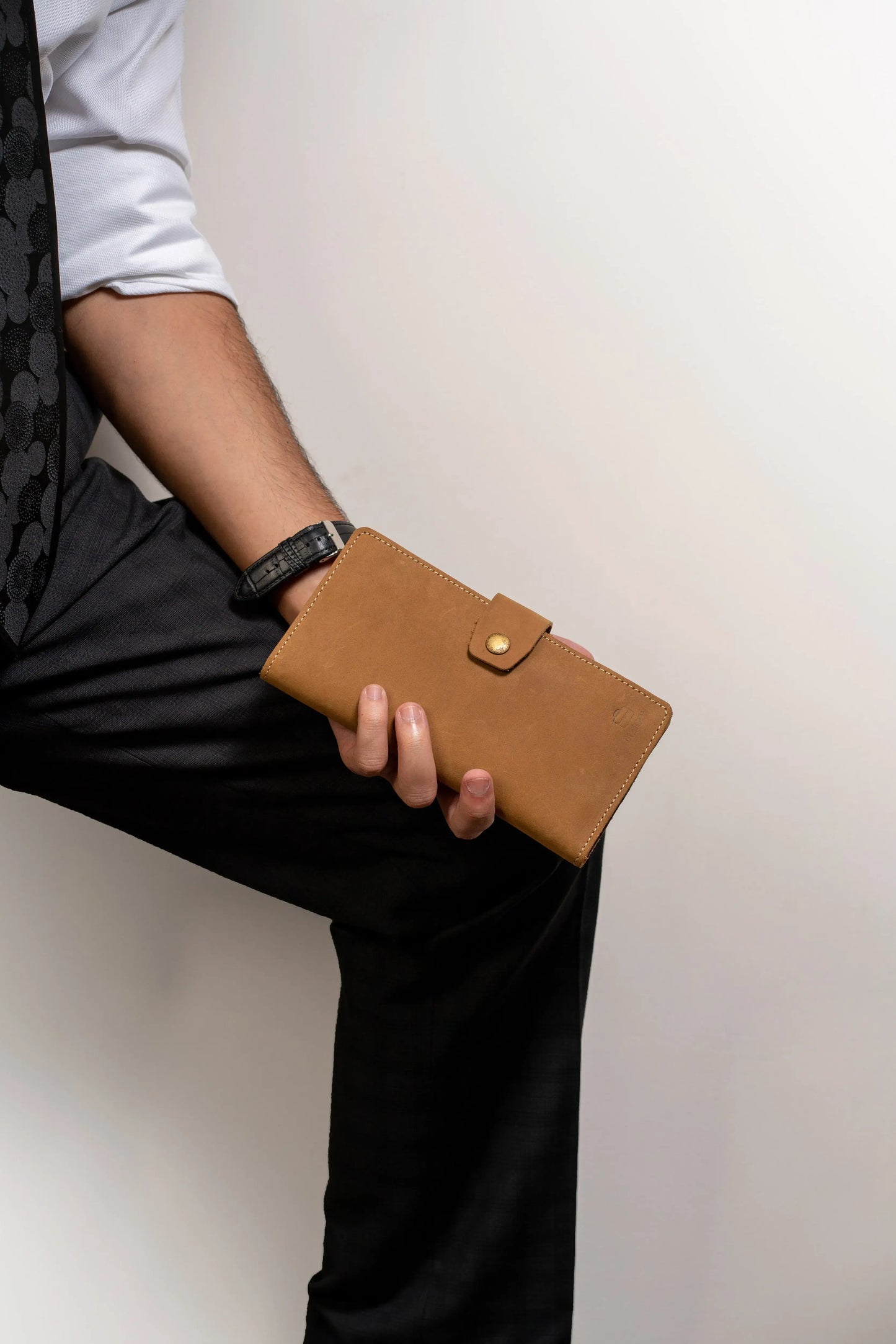 Vostoc Vintage Long Wallet - Coffee Brown